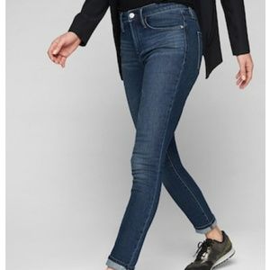 Athleta sculptek jeans size 2