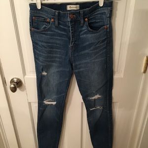 Medium skinny indigo wash with distressing