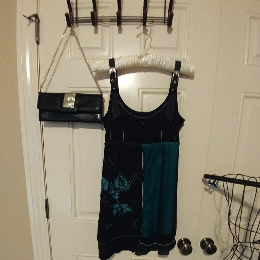 Party dress & clutch purse & stone earrings