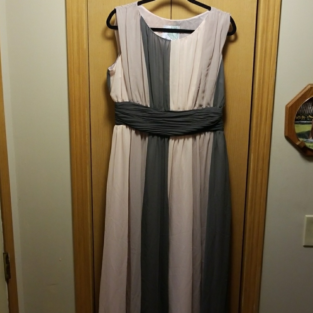 Blush and gray maxi dress Size XL