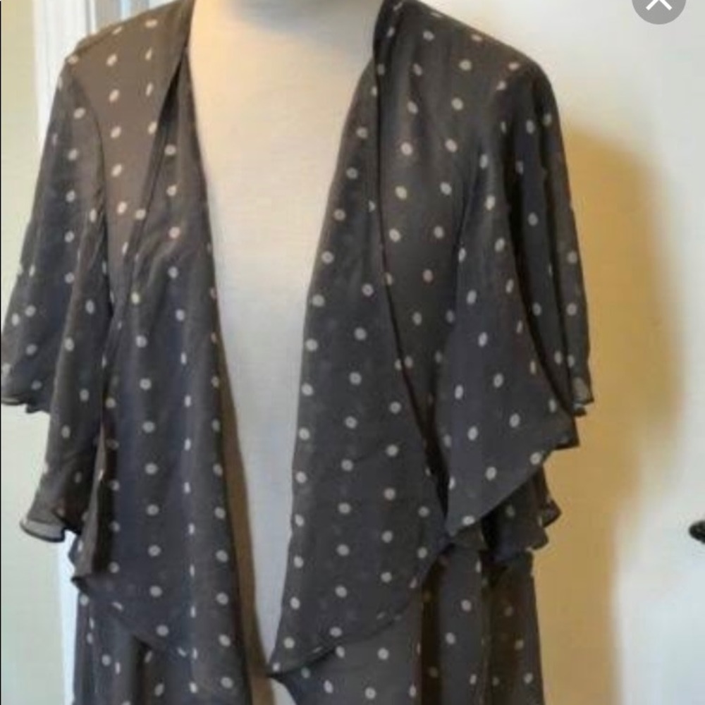 Hinge Blouse cover