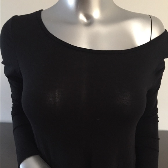 Small black express long sleeve top. - Picture 1 of 6