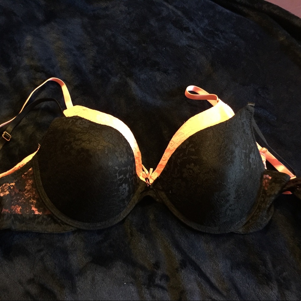 Lace bras 38c $8 each