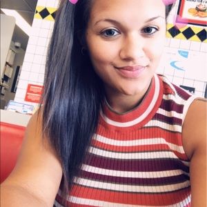 Meet your Posher, Annessia