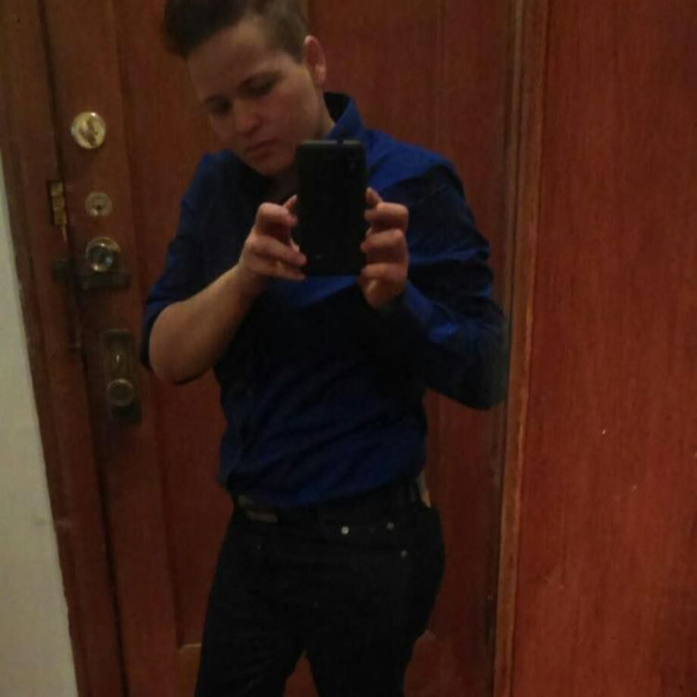 Meet your Posher, Veronica