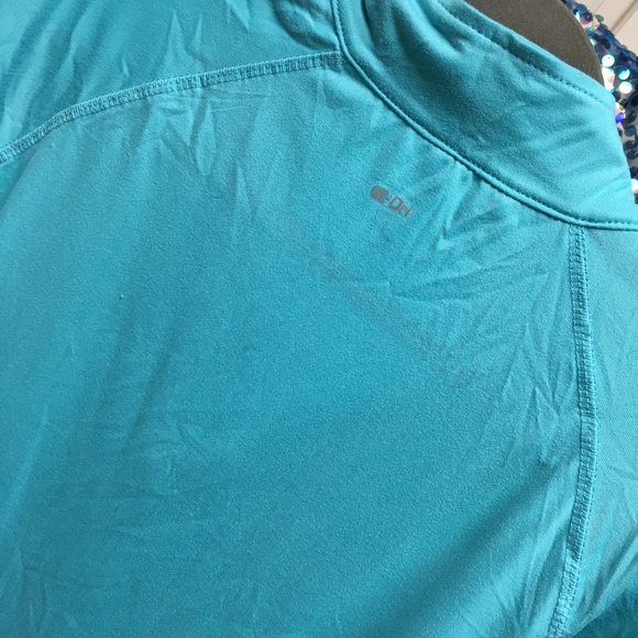Tiffany Blue pull over jacket - Picture 4 of 4