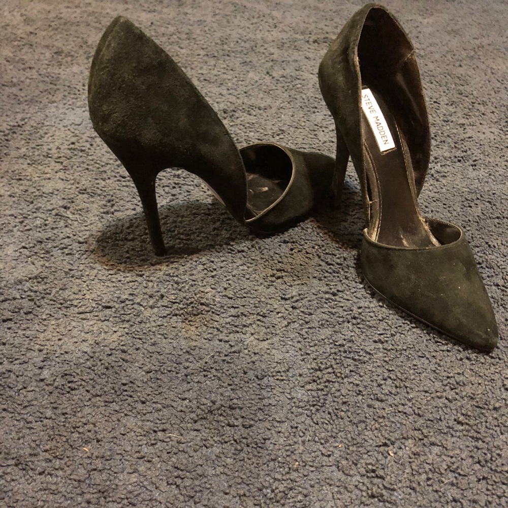 Steve Madden Swede Black Pump