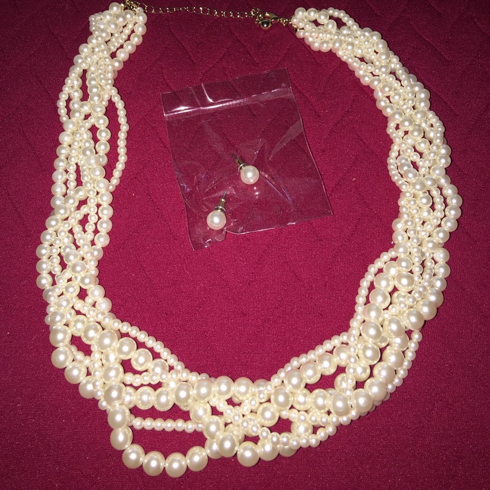 Pearl Necklace