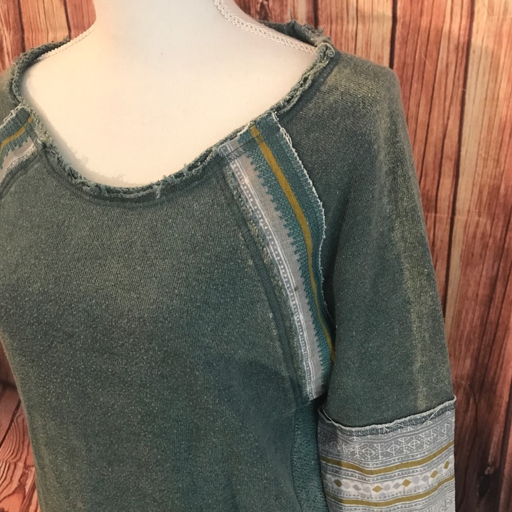 Free People Distressed Boho Chic Top B6 - Picture 2 of 5