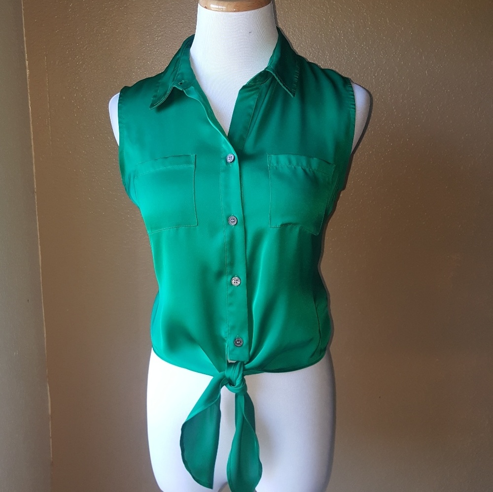 🔴SOLD🔴Vince Camuto Top S