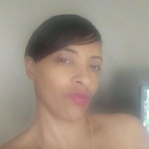 Meet your Posher, Anissa