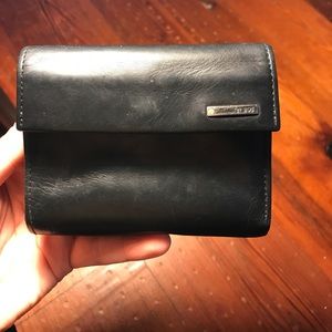 TUMI wallet