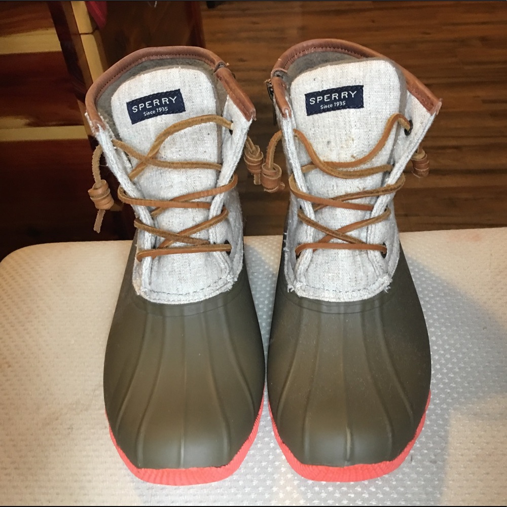 Sperry duck boots