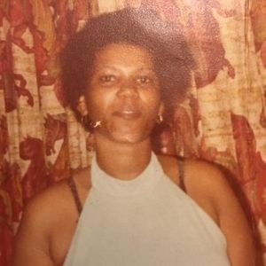 Meet your Posher, Selena