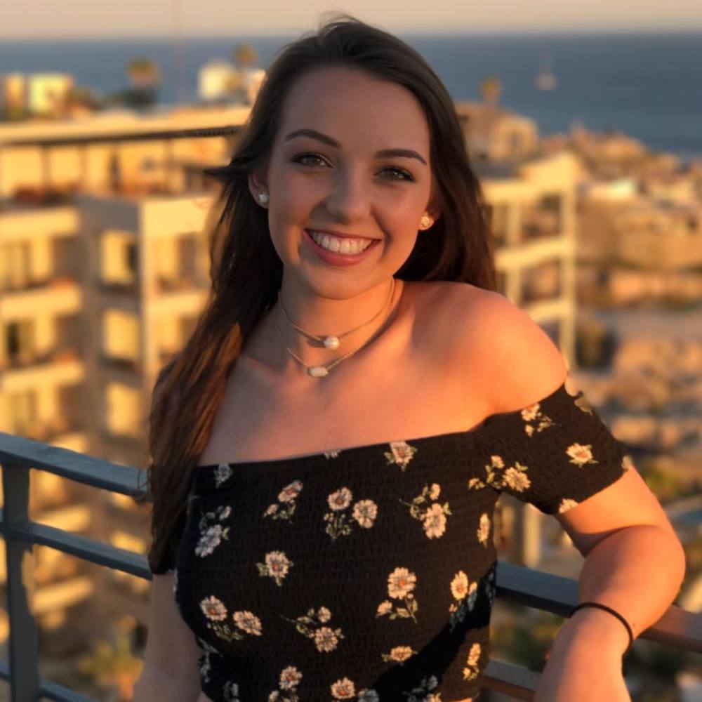 Meet your Posher, Emily