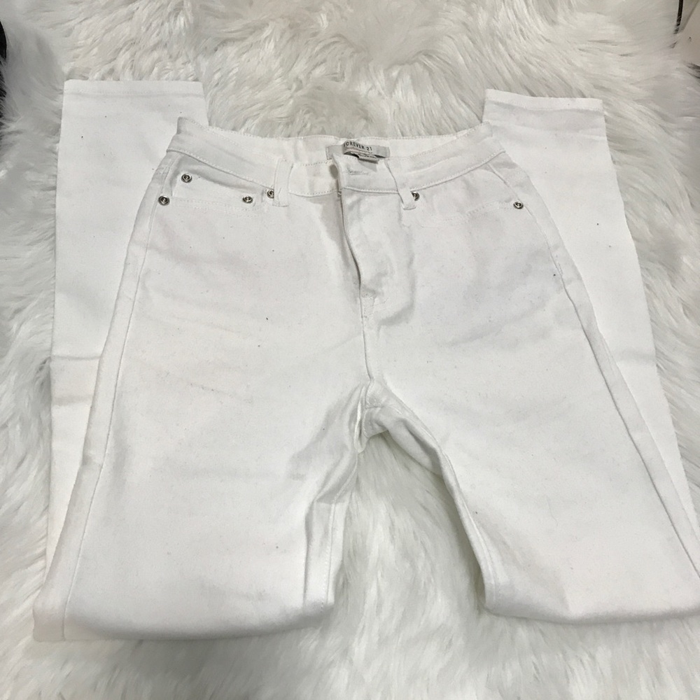 White jeggings