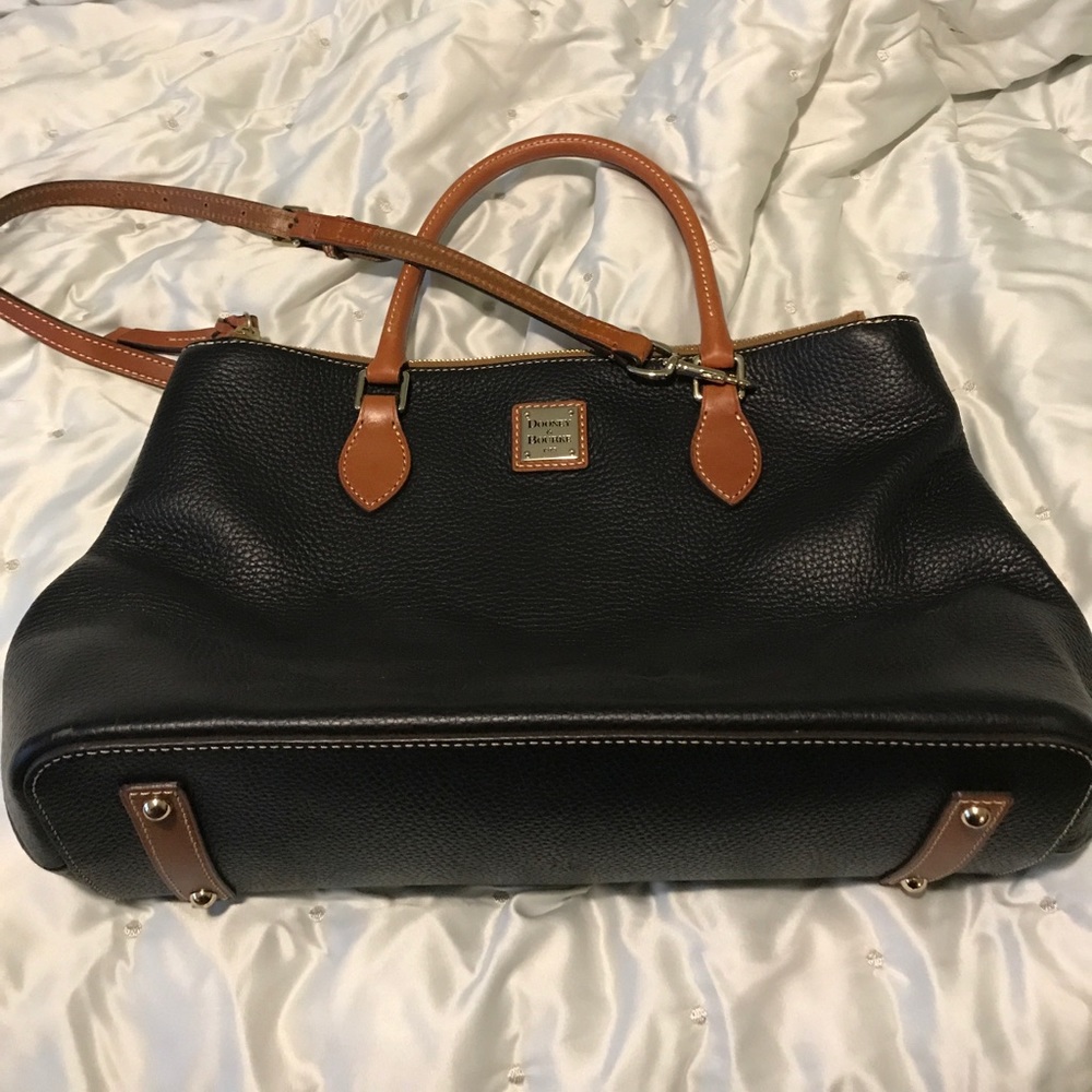 Dooney & Bourke