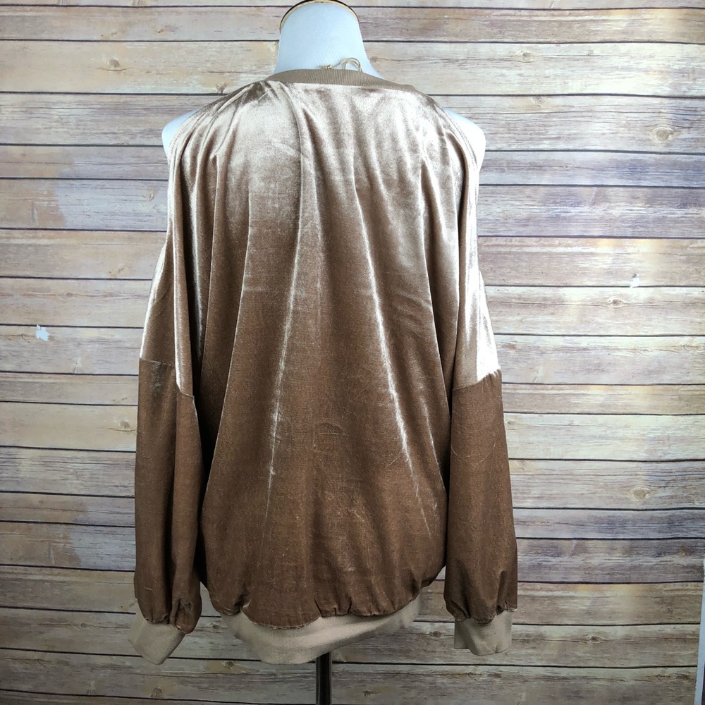 Cold Shoulder Top- camel..NWT - Picture 5 of 6