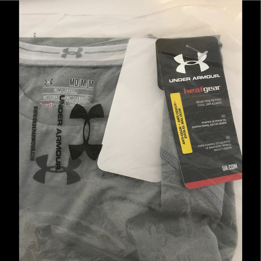 🚣🏽NWT UNDER ARMOUR Mens Compression Gray T-shirt