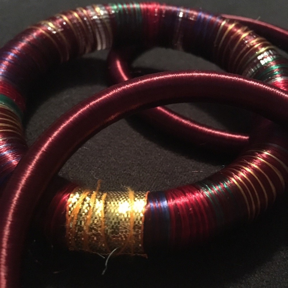 Adorable 3 Part Bangle Set!! - Picture 2 of 6