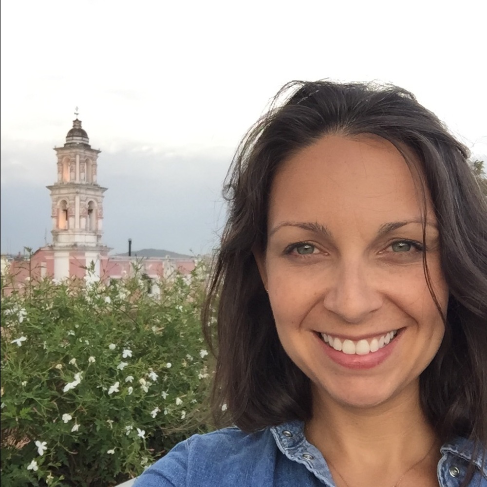 Meet your Posher, Adriana