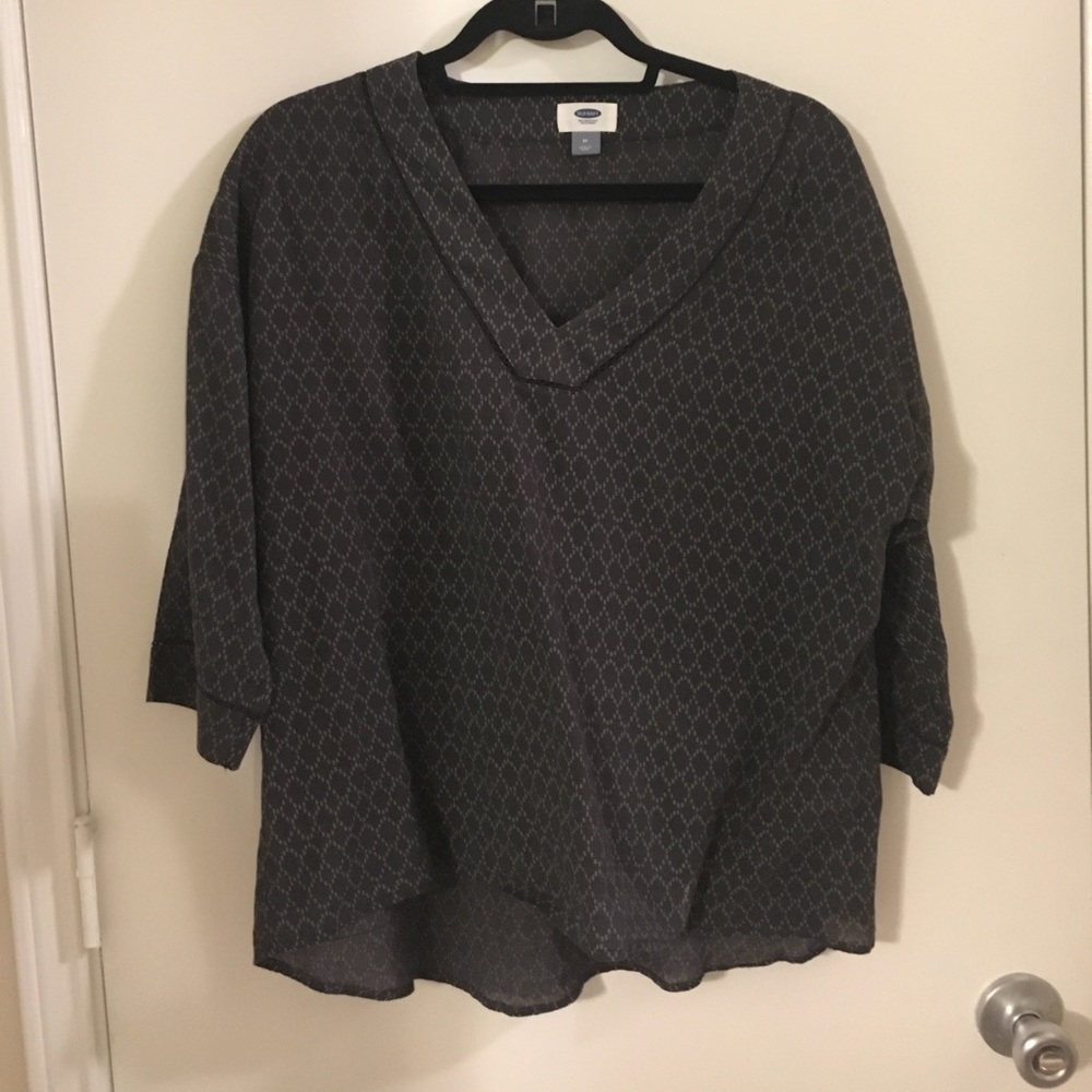 Gray Old Navy Top