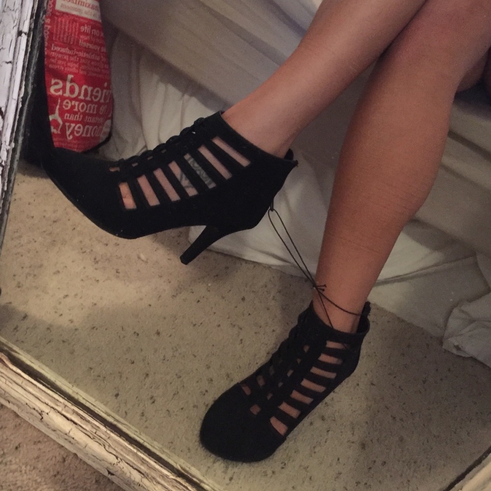 Cute black heels by IMPO