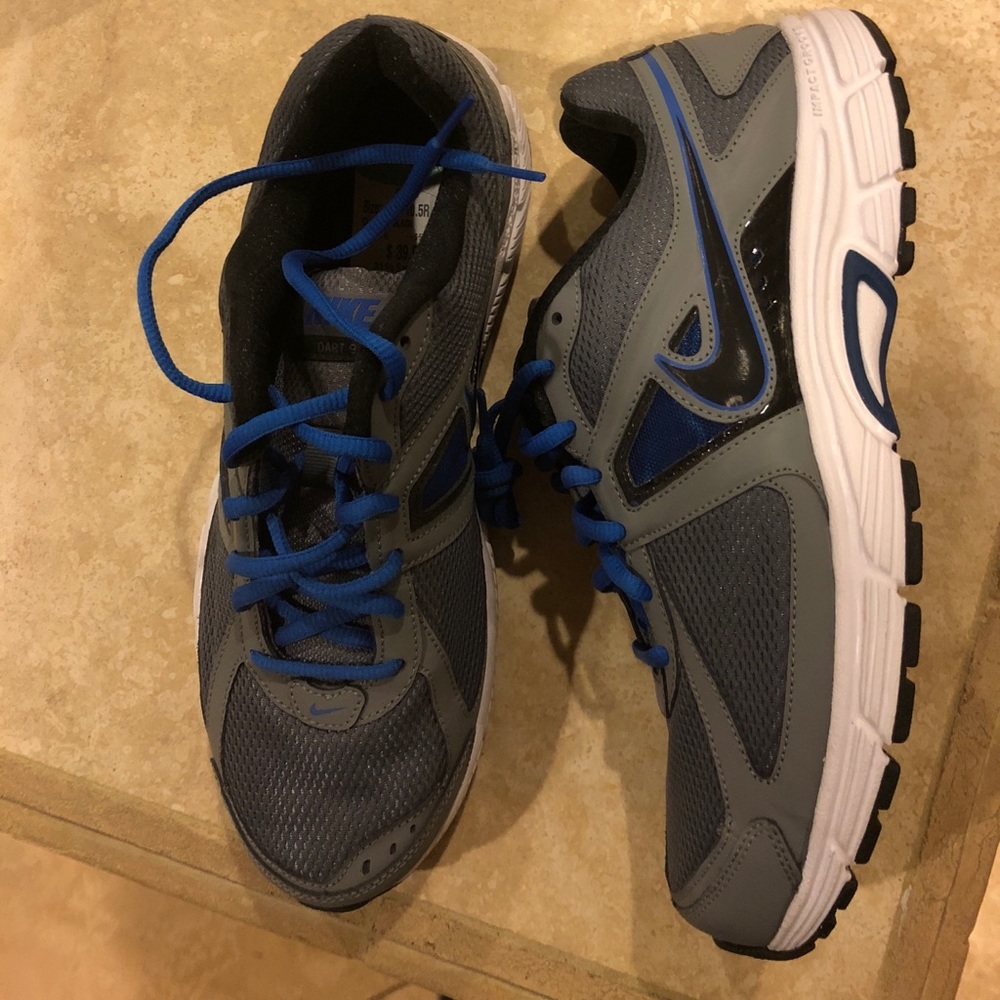 Men’s Nike Tennis Shoes