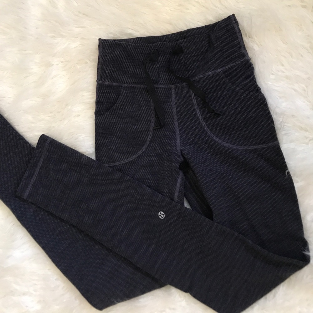 Lululemon thick yoga/active skinny sweatpants
