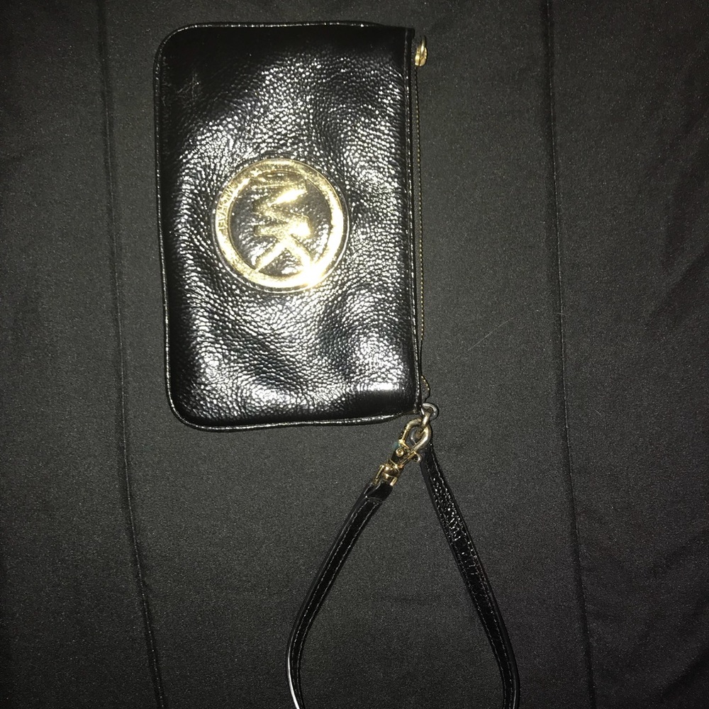 Michael Kors wristlet