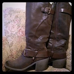 Womens brown boots