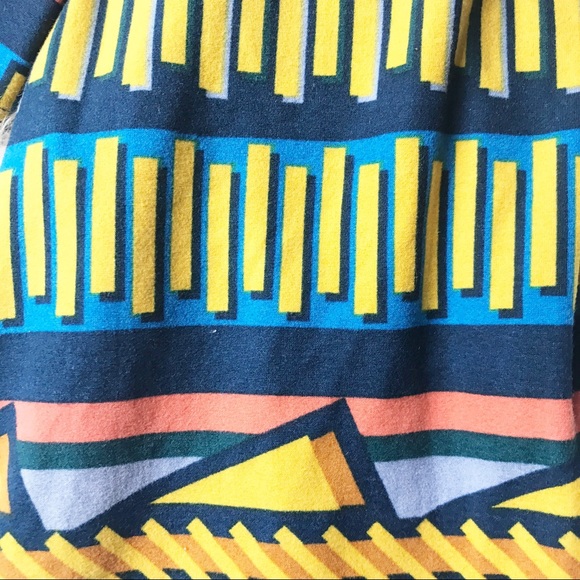 LulaRoe Aztec OS Leggings - Picture 2 of 3