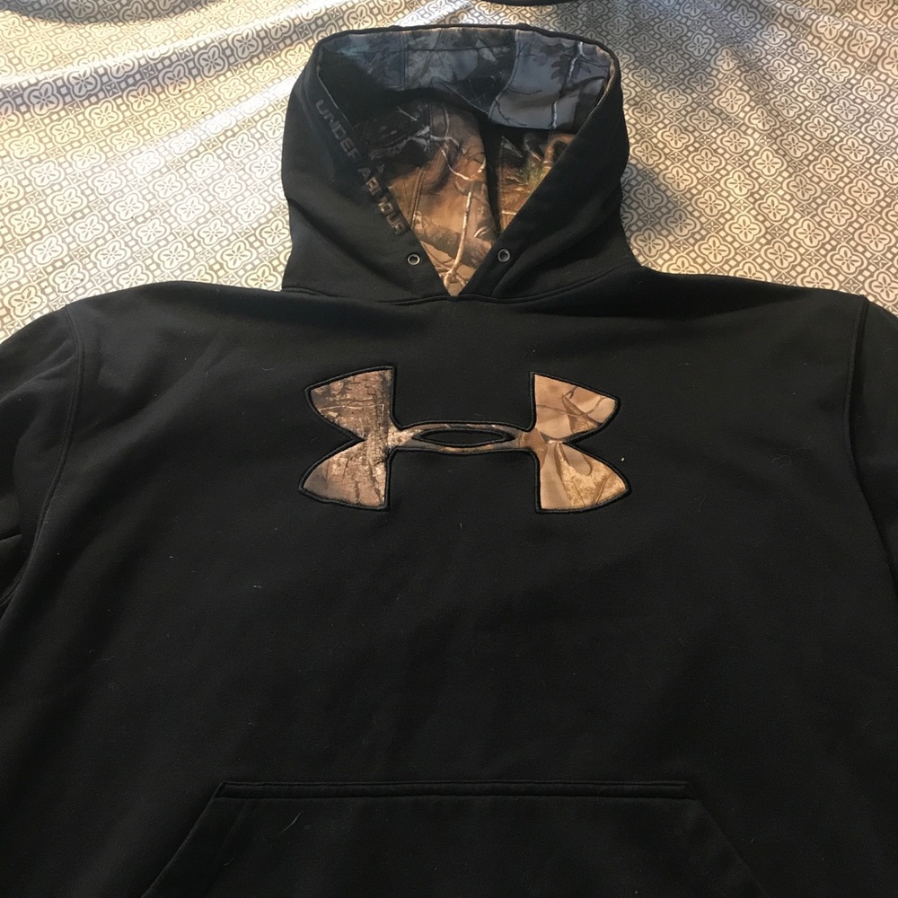 Men’s Under Armour Sweat Shirt