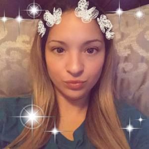 Meet your Posher, Dee