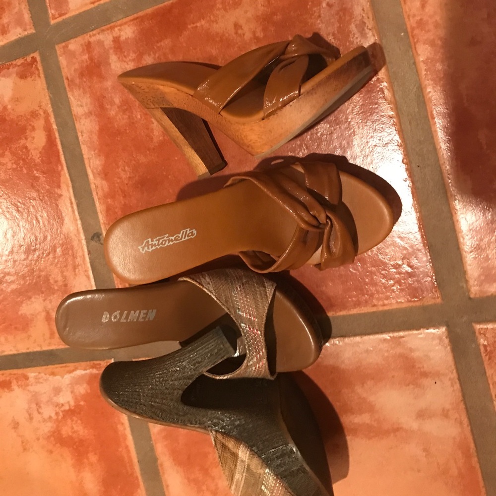 Clogs shoes(2)