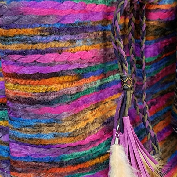 Last One Hippie Carpet Bucket Bag - Picture 4 of 7