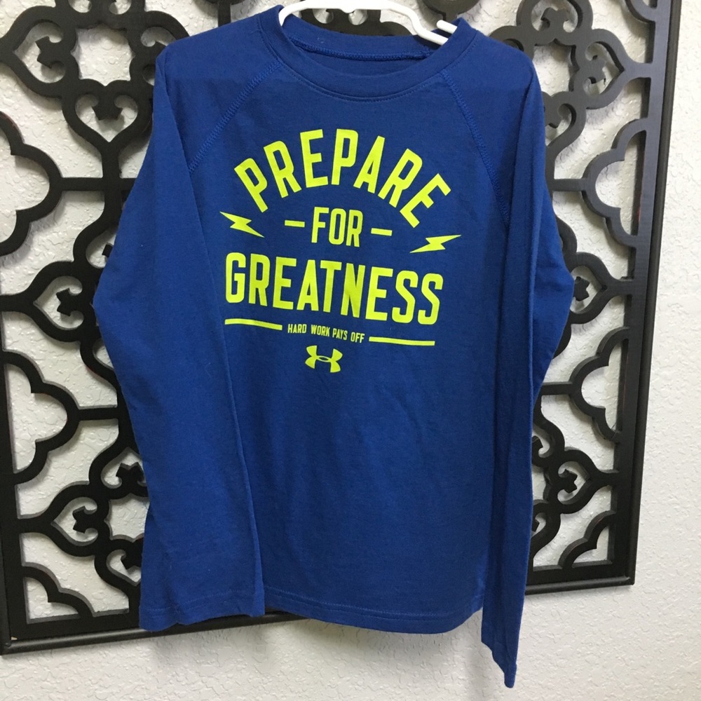 Blue boys’ Under Armour longsleeved tee