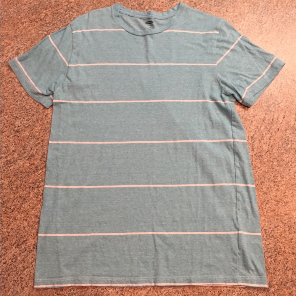 Old Navy T- Shirt