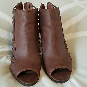 Brown boots