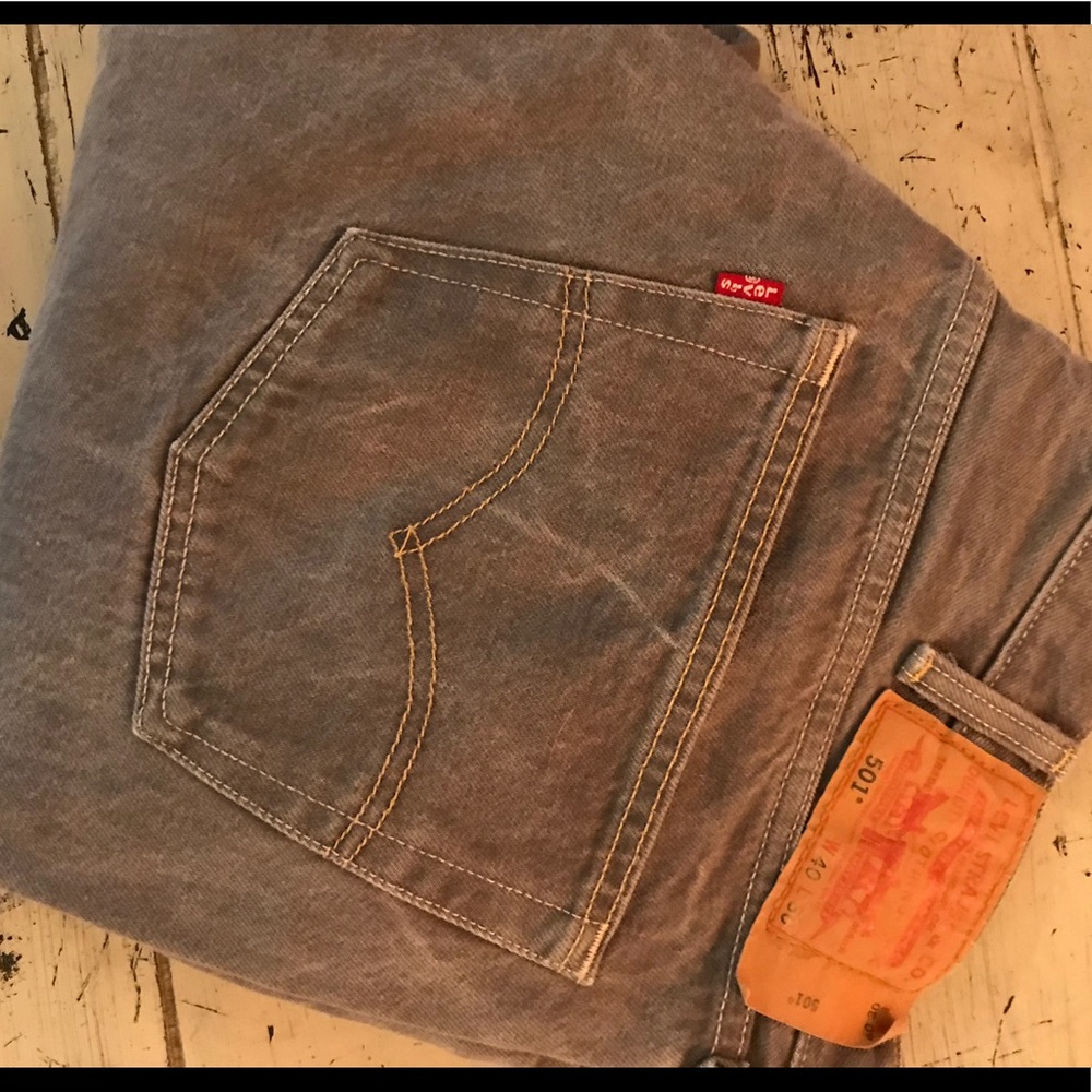 Levi 501 grey wash