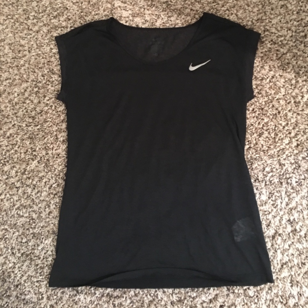 Nike workout top