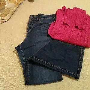 Rarely wore jeans👖