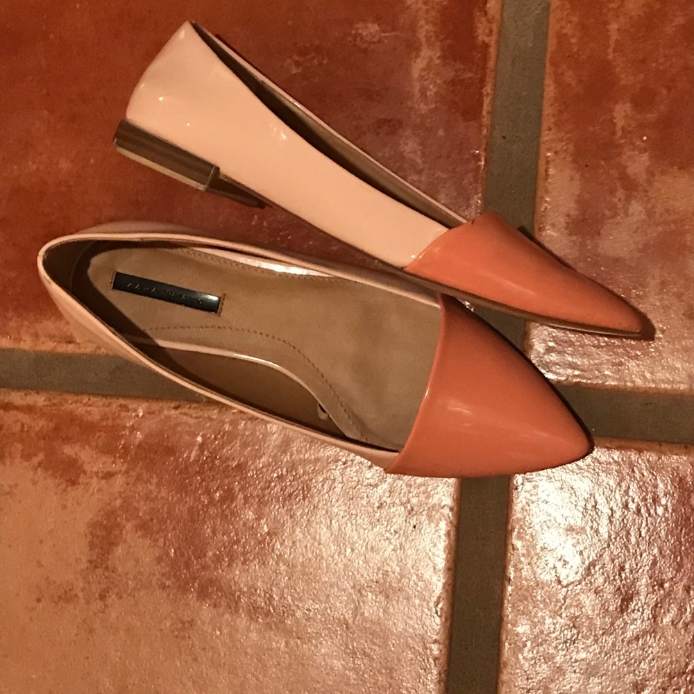 Flat shoes