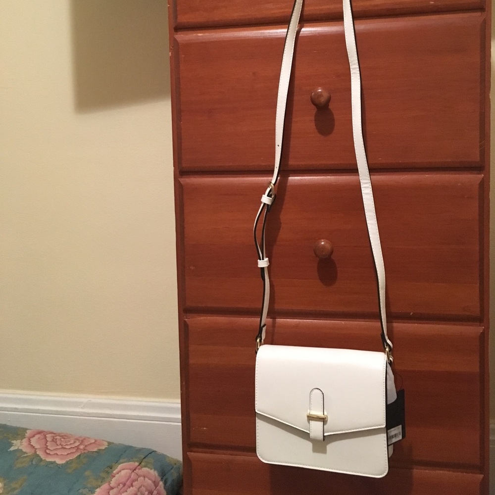 White crossbody purse