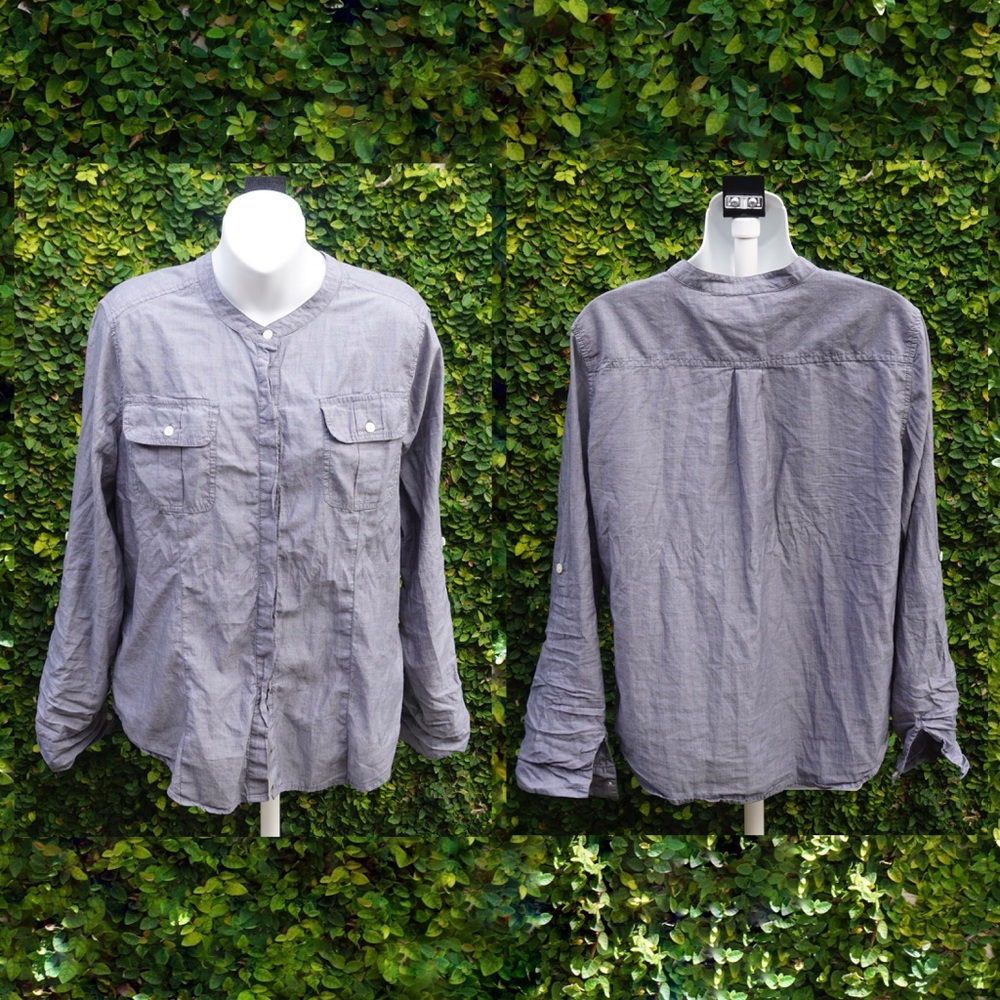 (L) Calvin Klein women’s dress shirt, two pockets