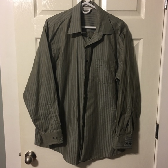 Kenneth Cole button-down - Picture 2 of 5