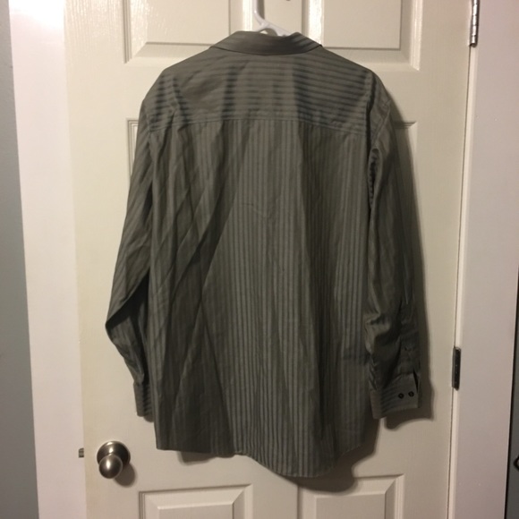 Kenneth Cole button-down - Picture 5 of 5