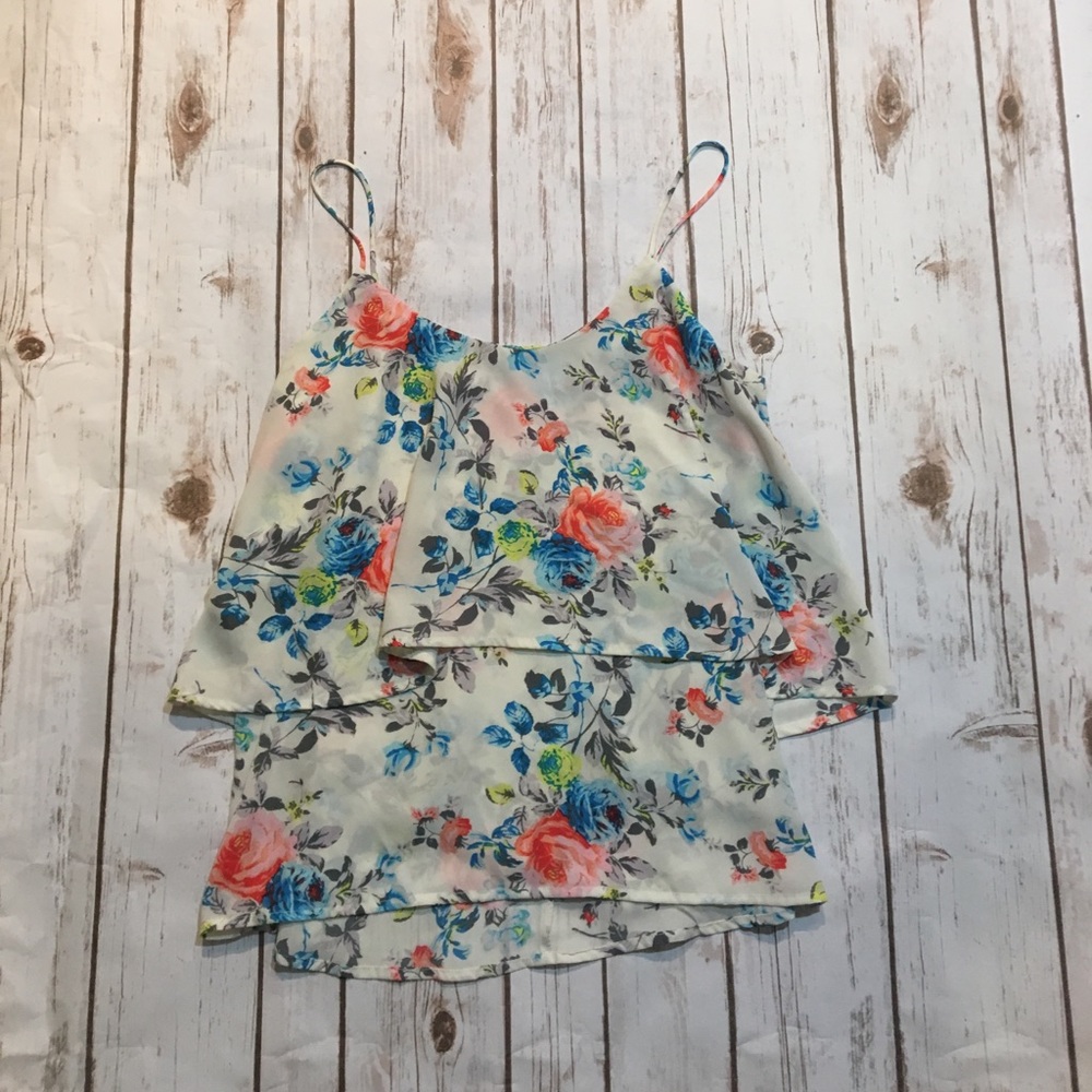 NWOT Floral tank
