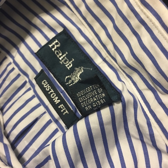 💕HP💕BOGO Ralph Lauren button-down - Picture 4 of 6