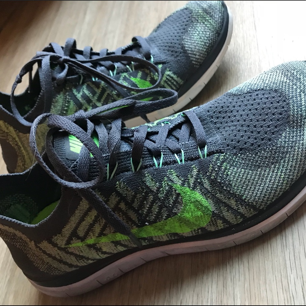 4.0 womens nikes